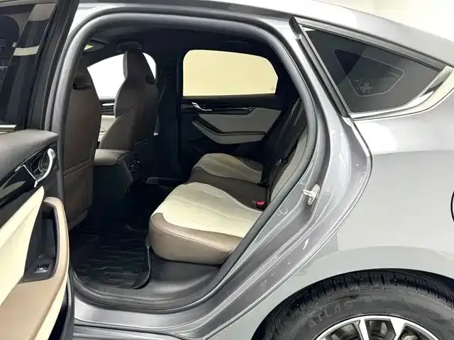 BYD Qin PLUS — Фото автомобиля 6