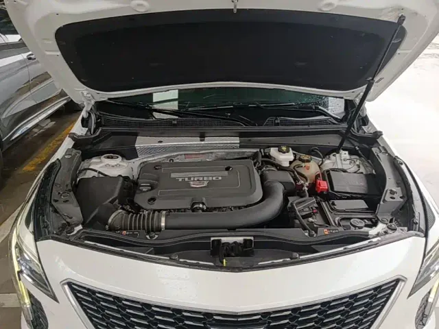 Cadillac XT4 — Фото автомобиля 19