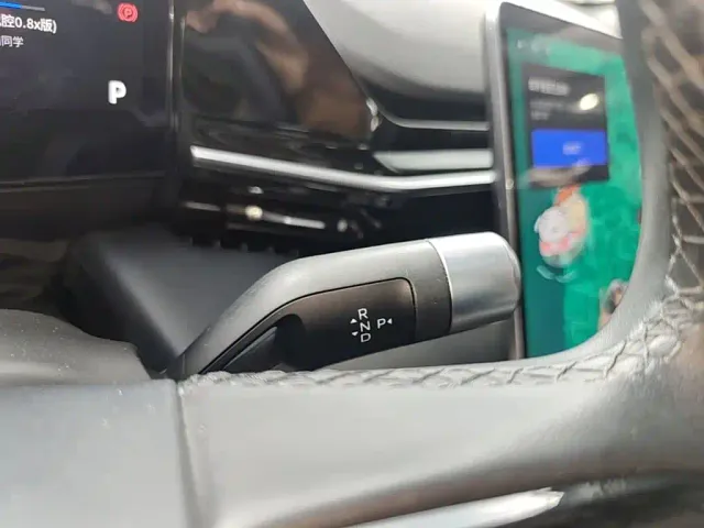 Geely Galaxy L6 — Фото автомобиля 13