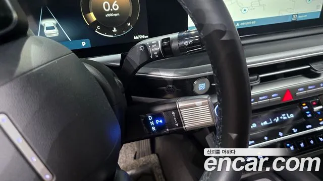 Hyundai Grandeur Grandeur (GN7) 2.5 Бензин 2WD — Фото автомобиля 8