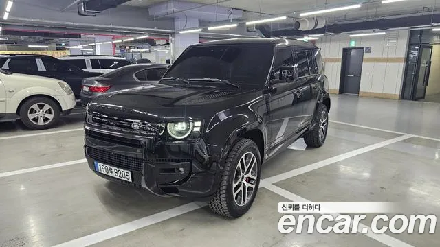 Фотография автомобиля — Land Rover Defender L663