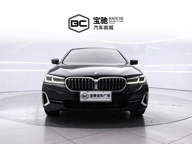 BMW 5 Series — Фото автомобиля 2