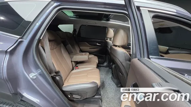 Hyundai Santafe Новый Santa Fe Бензин 2.5T 2WD — Фото автомобиля 19