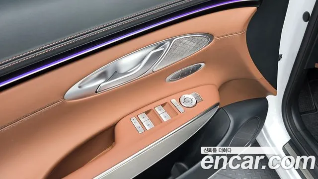 Genesis GV70 — Фото автомобиля 28