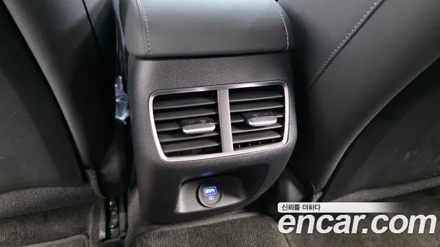 Hyundai Sonata Sonata (DN8) 2.0 LPG(Для проката) — Фото автомобиля 27