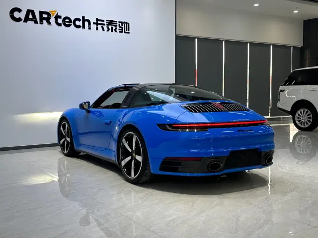 Porsche 911 — Фото автомобиля 8