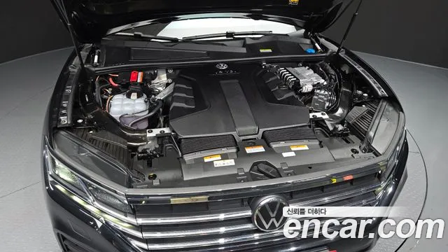 Volkswagen Touareg Touareg 3 поколение 3.0 TDI Premium — Фото автомобиля 6