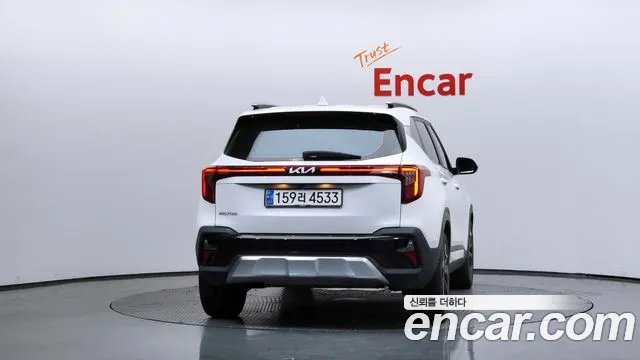 Kia Seltos Новый Seltos Бензин 2.0 2WD — Фото автомобиля 4