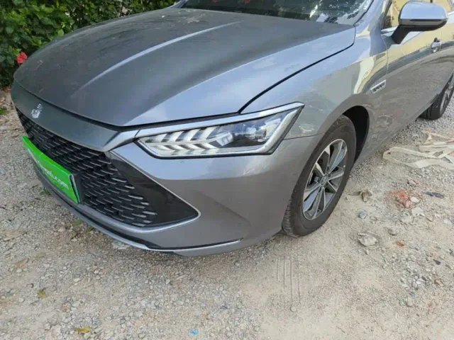 BYD Qin PLUS — Фото автомобиля 23