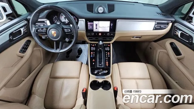 Porsche Macan — Фото автомобиля 9