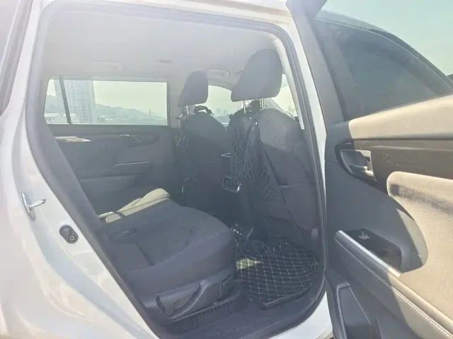 Toyota Highlander — Фото автомобиля 19