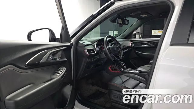 ChevroletGMDaewoo Trailblazer Trailblazer 1.3 турбо 4WD — Фото автомобиля 9