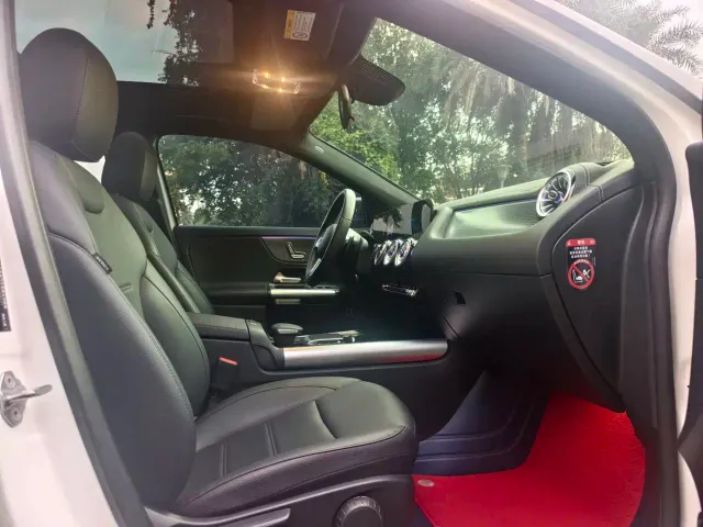 Mercedes-Benz EQA — Фото автомобиля 11