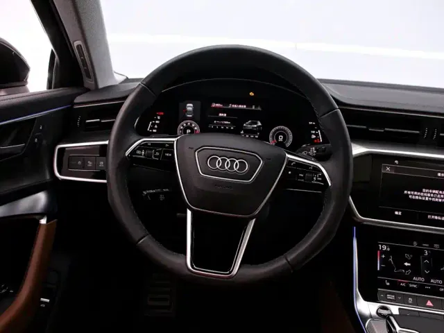Audi A6L — Фото автомобиля 7