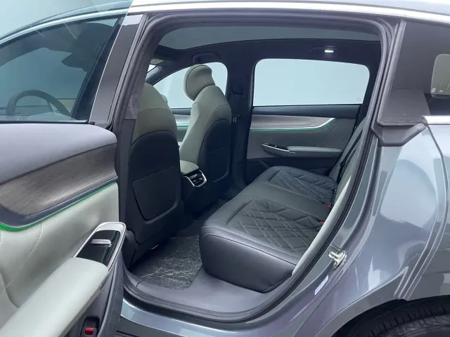 Changan Qiyuan A07 — Фото автомобиля 12