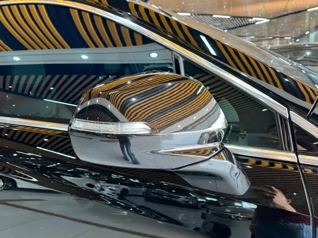 Cadillac XT5 — Фото автомобиля 17
