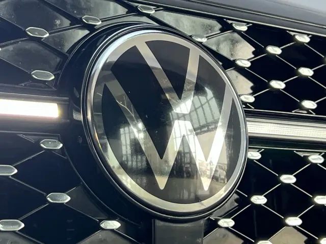 Volkswagen Passat — Фото автомобиля 5