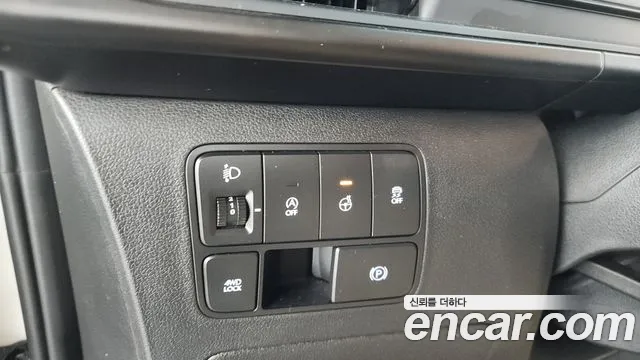 Hyundai Staria Staria 4WD Tourer 9 мест — Фото автомобиля 14