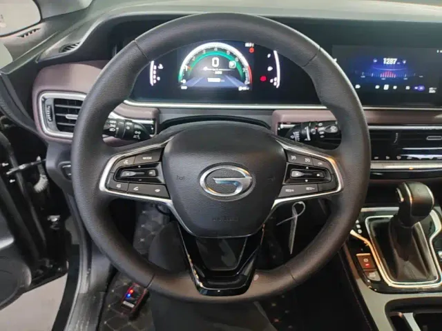 GAC Trumpchi M6 — Фото автомобиля 6