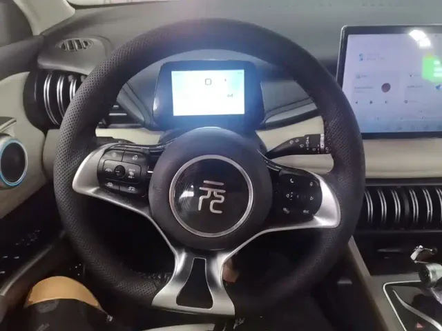 BYD Yuan PLUS — Фото автомобиля 10