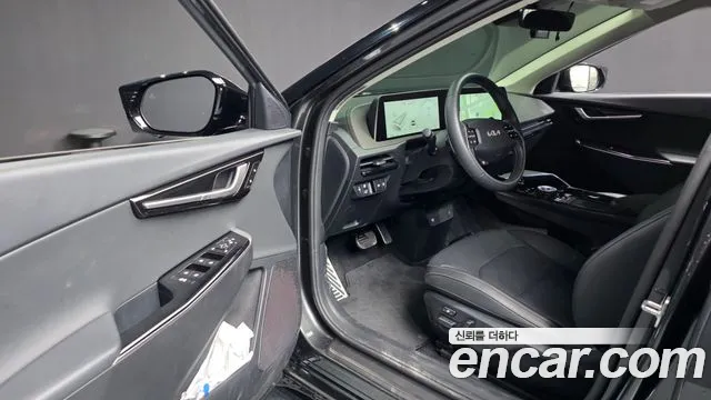 Kia EV6 — Фото автомобиля 10
