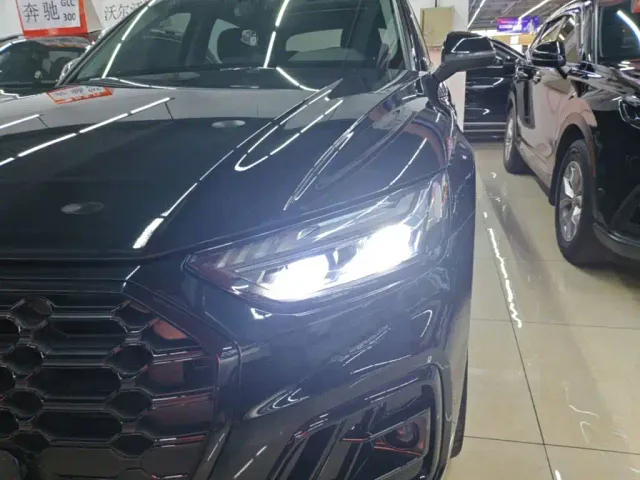 Audi Q5L — Фото автомобиля 23