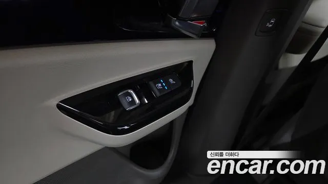 Kia Carnival 4th Gen — Фото автомобиля 24