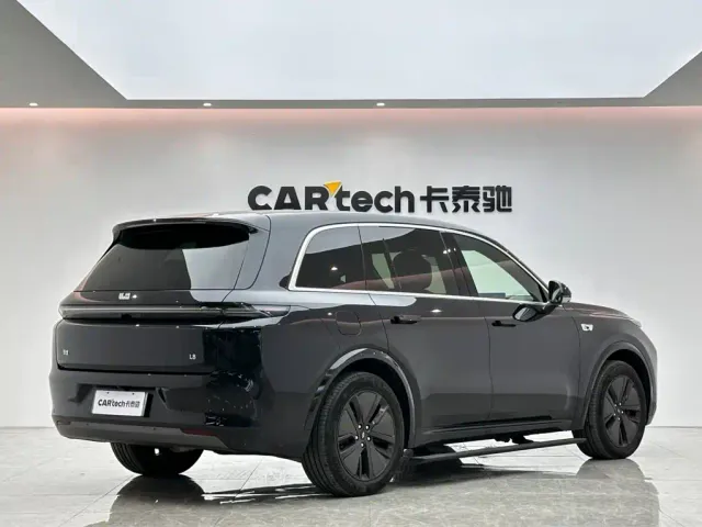 Li Auto L8 — Фото автомобиля 5