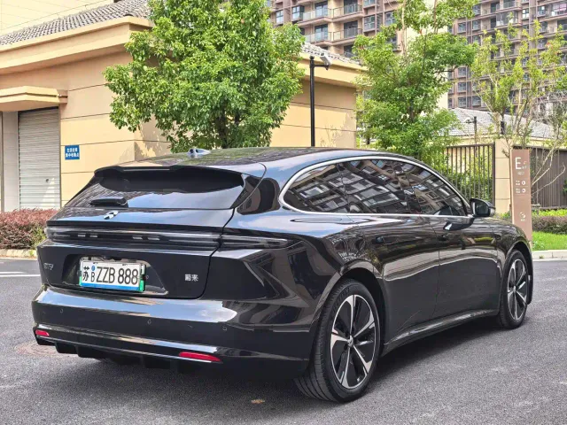 Nio ET5 Touring — Фото автомобиля 4
