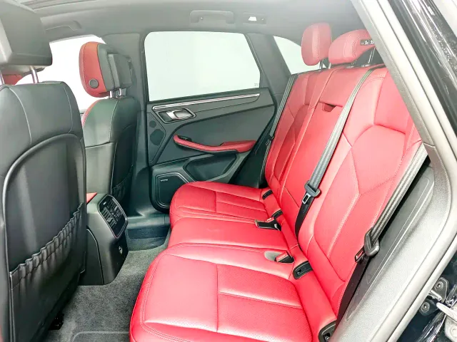 Porsche Macan — Фото автомобиля 14
