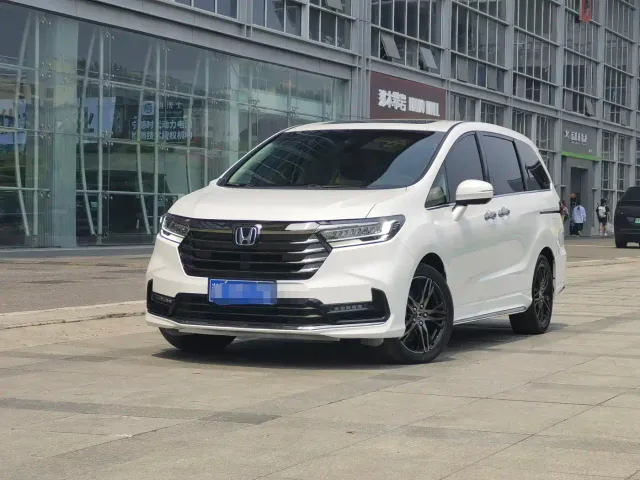 Фотография автомобиля — Honda Odyssey