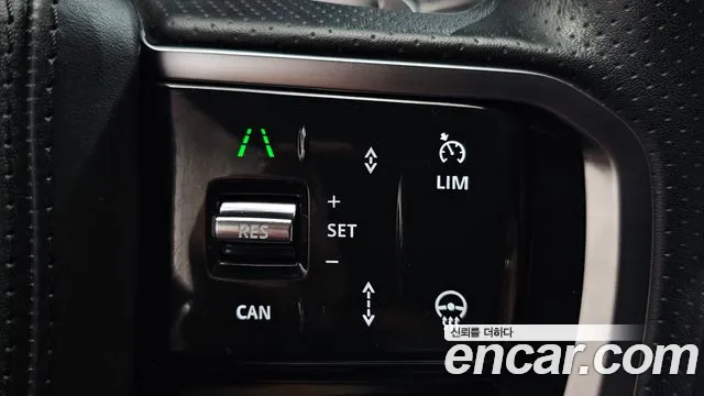 Land Rover Range Rover Velar — Фото автомобиля 28