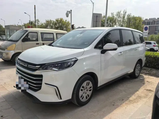Фотография автомобиля — Maxus G50