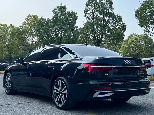 Audi A6L — Фото автомобиля 6