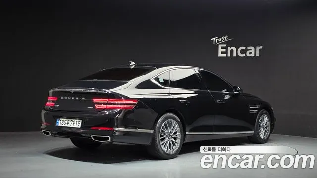 Genesis G80 RG3 — Фото автомобиля 2