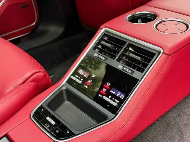 Porsche Panamera — Фото автомобиля 21