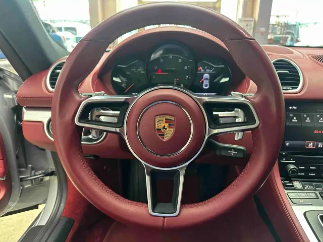 Porsche 718 — Фото автомобиля 16
