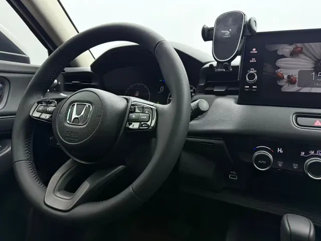 Honda Vezel 2023 1.5L CVT Technology Edition — Фото автомобиля 11