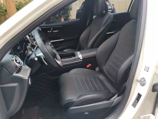 Mercedes-Benz C-Class — Фото автомобиля 14