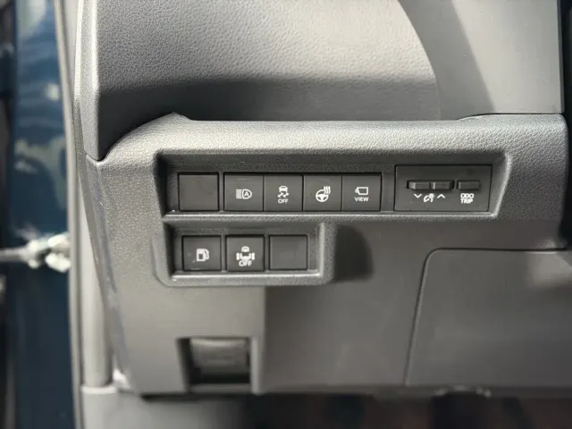 Toyota Granvia — Фото автомобиля 10