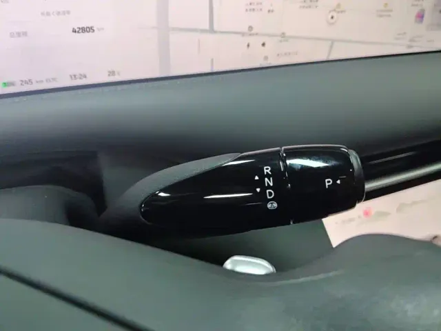 IM Motors LS6 — Фото автомобиля 13