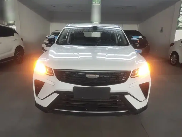 Geely Binyue — Фото автомобиля 2