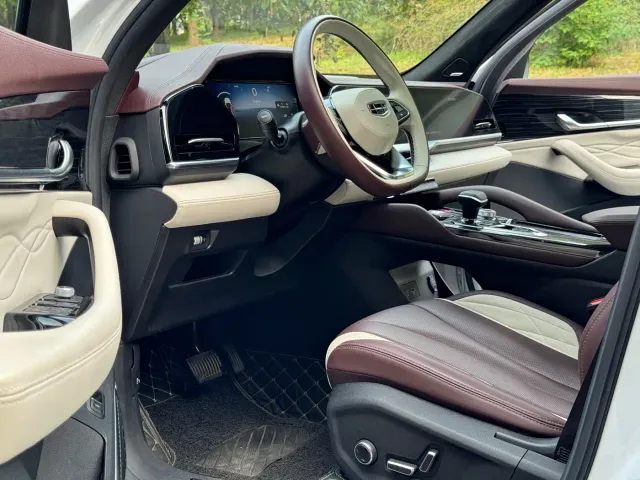 Geely Xingyue L — Фото автомобиля 4