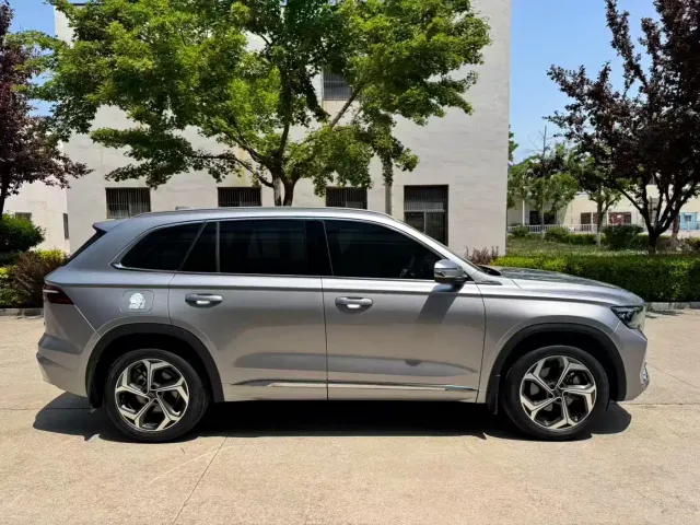 Geely Xingyue L — Фото автомобиля 9