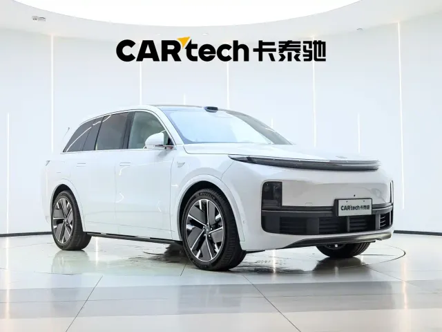 Li Auto L8 — Фото автомобиля 9