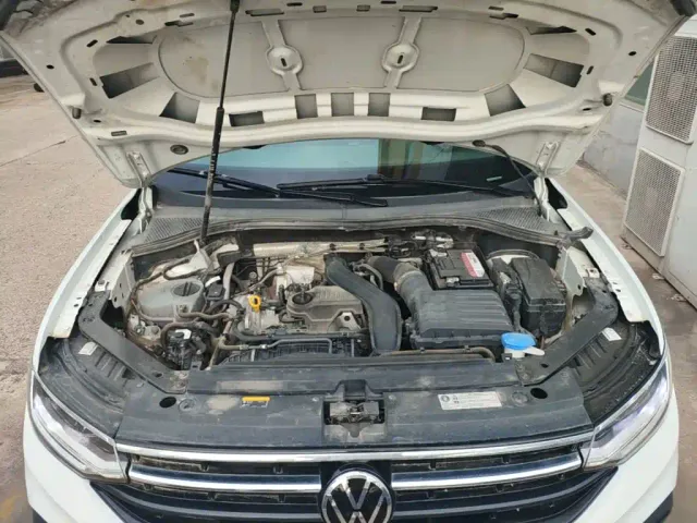 Volkswagen Tiguan L — Фото автомобиля 19