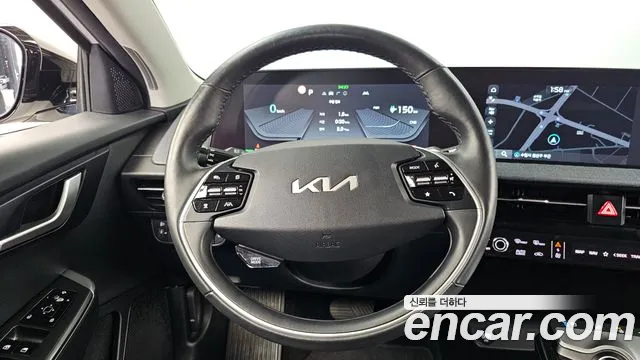 Kia EV6 — Фото автомобиля 13
