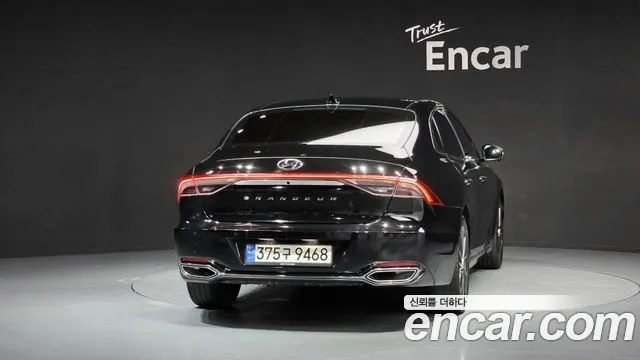 Hyundai Grandeur Новый Grandeur IG — Фото автомобиля 4