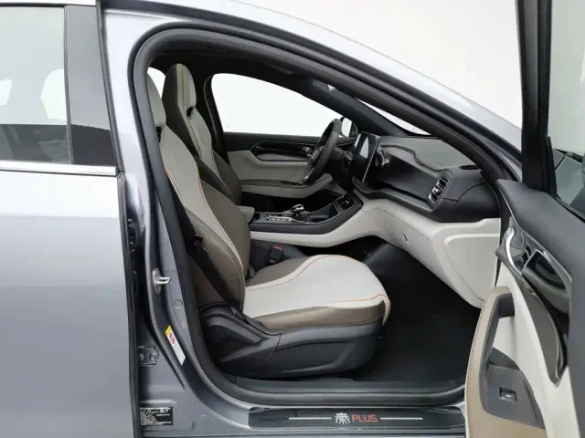 BYD Qin PLUS — Фото автомобиля 23