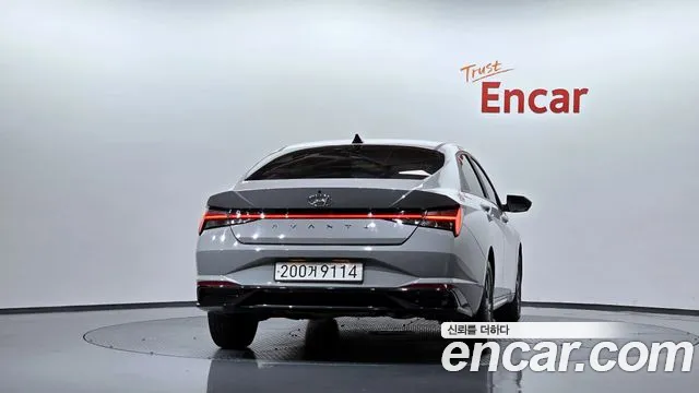 Hyundai Avante CN7 — Фото автомобиля 4